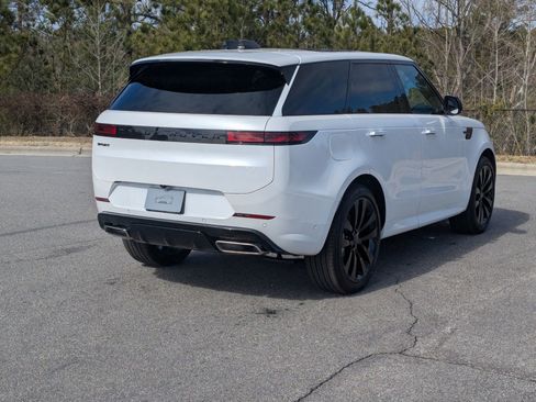 New 2026 Land Rover Range Rover Sport Dynamic SE image 6