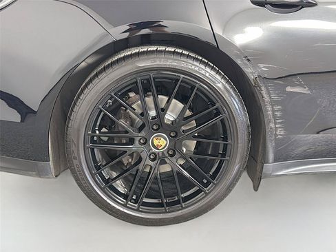 Certified 2023 Porsche Panamera Platinum Edition RWD image 13