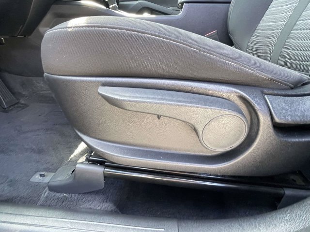 Certified 2026 Kia Sorento LX FWD image 16
