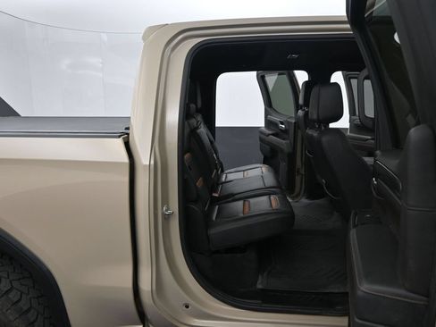 Used 2023 GMC Sierra 1500 AT4 w/ AT4 Premium Package AWD/4WD image 32