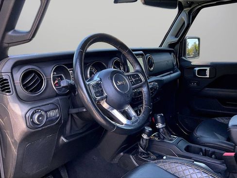 Certified 2021 Jeep Wrangler Unlimited Sahara AWD/4WD image 19