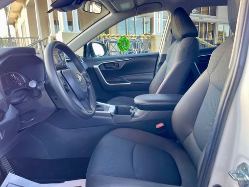 Used 2023 Toyota RAV4 LE image 11