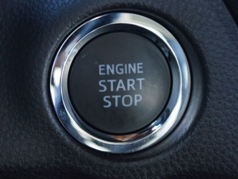 Used 2025 Toyota RAV4 XLE Premium image 9