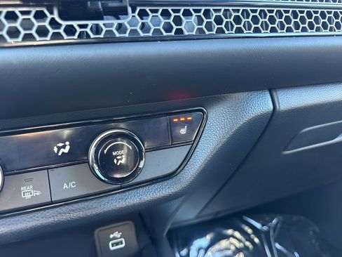 Used 2023 Honda HR-V Sport image 19