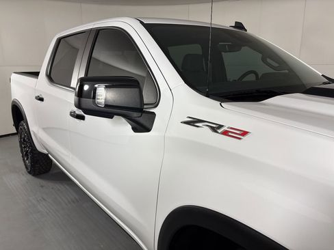 Used 2024 Chevrolet Silverado 1500 ZR2 w/ Technology Package AWD/4WD image 15