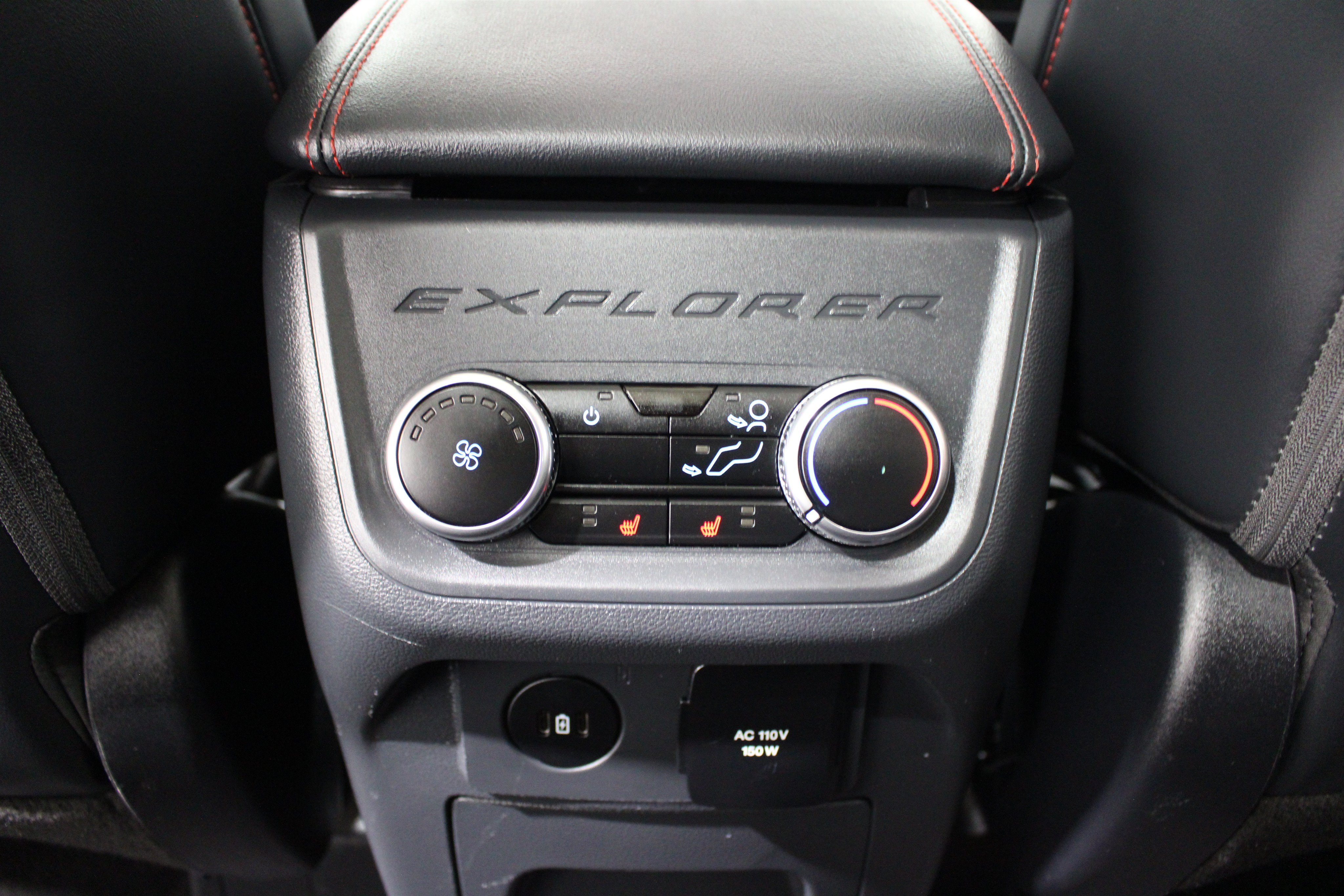 Used 2025 Ford Explorer ST-Line w/ Premium Package AWD/4WD image 24