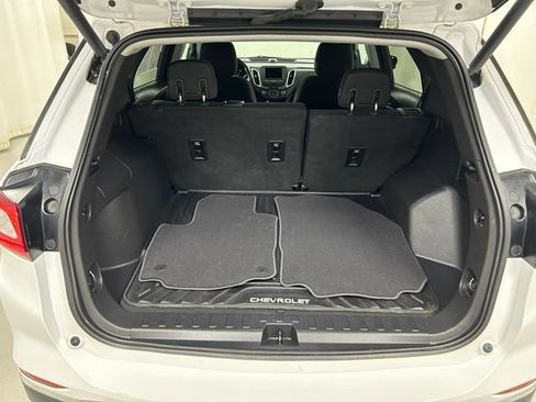 Used 2019 Chevrolet Equinox LT w/ Driver Convenience Package FWD image 11