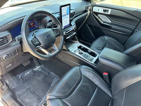 Used 2021 Ford Explorer ST w/ Equipment Group 401A AWD/4WD image 22