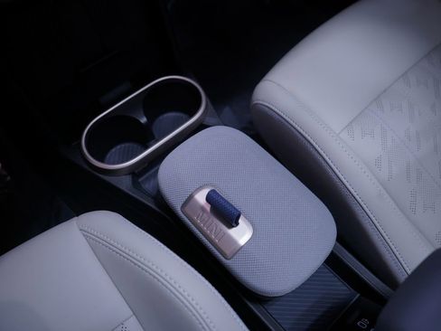 Used 2025 MINI Cooper S image 12