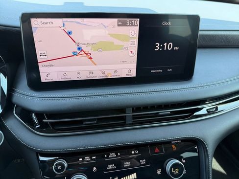 Used 2023 INFINITI QX60 Sensory image 20