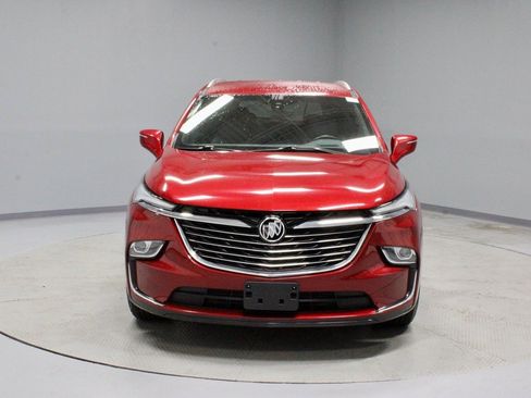 Used 2024 Buick Enclave Premium image 7