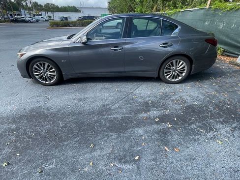 Used 2020 INFINITI Q50 Luxe image 4