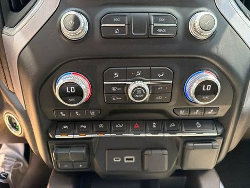 Used 2021 GMC Sierra 1500 SLT AWD/4WD image 24