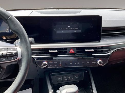 Used 2025 Kia K5 GT-Line w/ GT-Line Premium Package AWD/4WD image 6