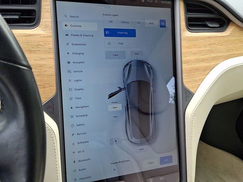 Used 2018 Tesla Model S 100D AWD/4WD image 17
