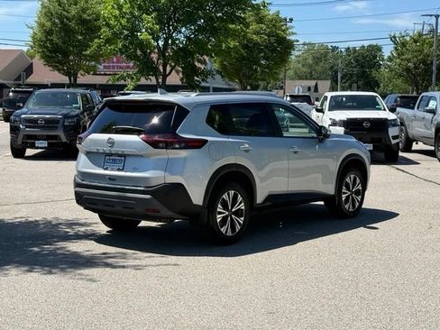 Used 2023 Nissan Rogue SV w/ SV Premium B Package AWD/4WD image 4
