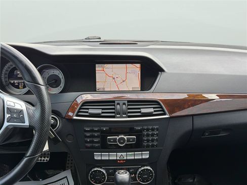 Used 2013 Mercedes-Benz C 300 4MATIC Sedan image 19