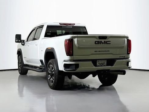 Certified 2020 GMC Sierra 2500 AT4 w/ AT4 Premium Package AWD/4WD image 5