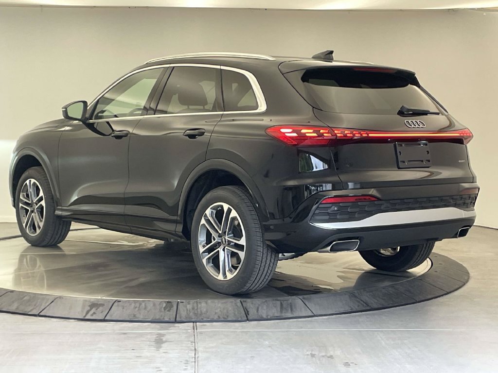 New 2026 Audi Q5 Premium Plus AWD/4WD image 3