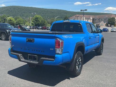 Certified 2020 Toyota Tacoma TRD Off-Road w/ Technology Package AWD/4WD image 7