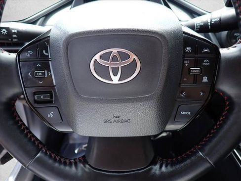 Used 2025 Toyota Prius Plug-In Hybrid FWD image 15