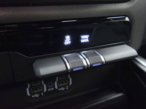 Used 2023 RAM 1500 Big Horn image 34