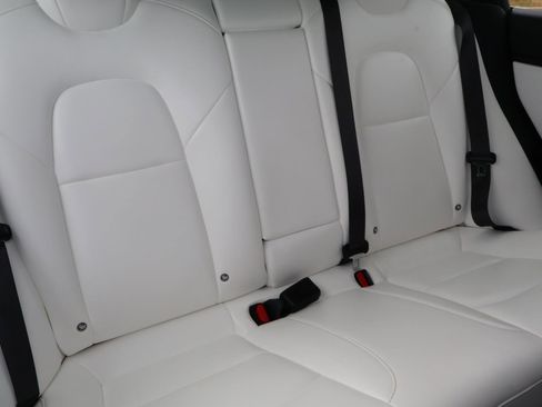 Used 2018 Tesla Model 3 Long Range image 18