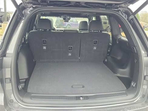 New 2025 Jeep Grand Cherokee Limited image 8