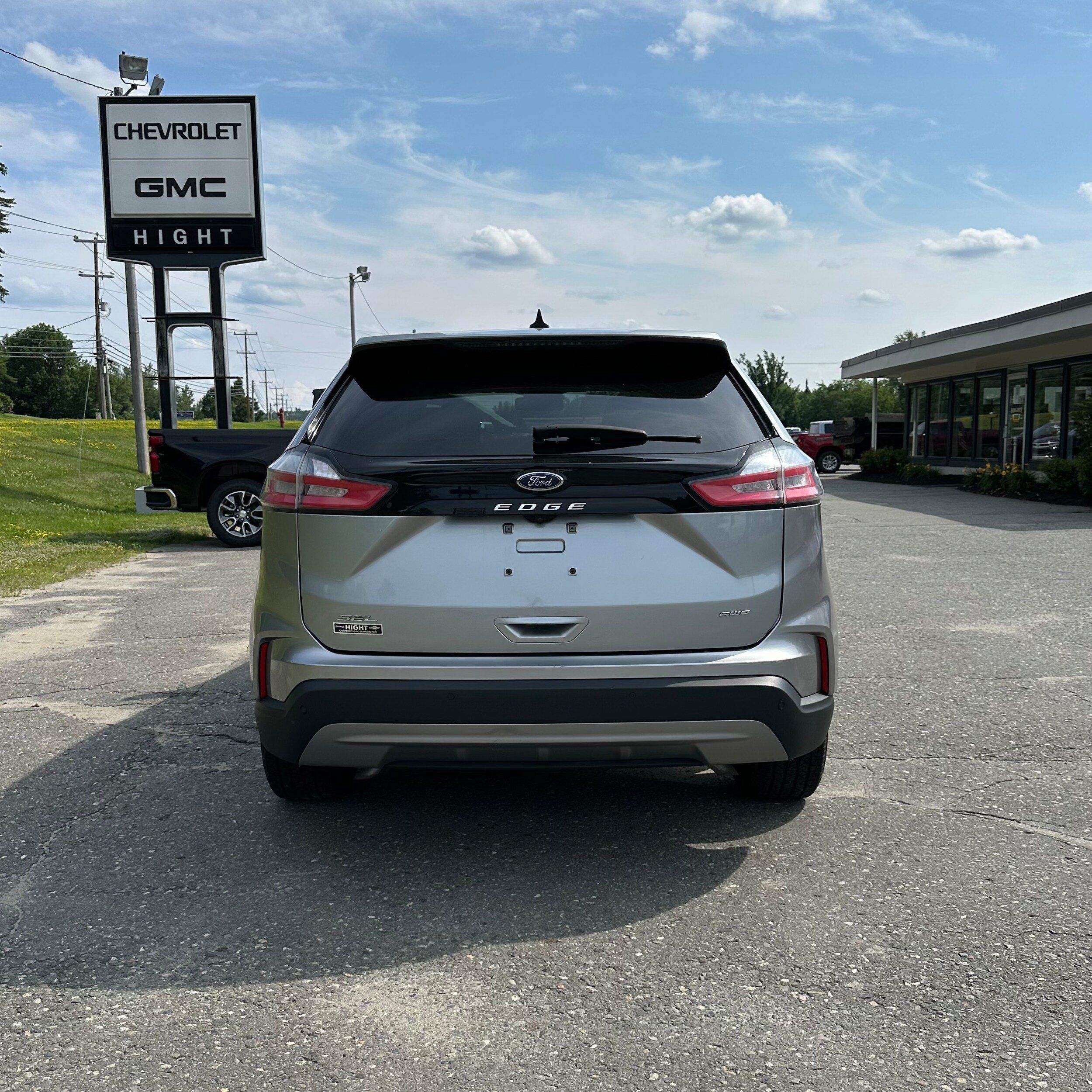Used 2024 Ford Edge SEL AWD/4WD image 4