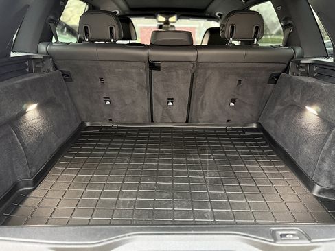 Used 2022 BMW X5 M50i image 14