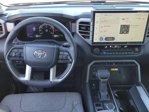 Used 2024 Toyota Sequoia Limited AWD/4WD image 10
