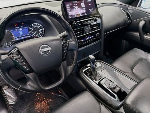 Used 2022 Nissan Armada SL w/ Midnight Edition Package image 7