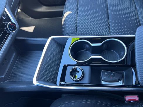 New 2026 Chevrolet Equinox LT image 25