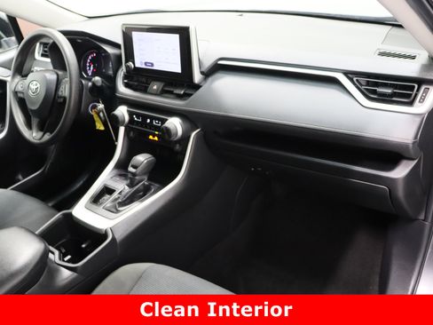 Used 2024 Toyota RAV4 LE image 32