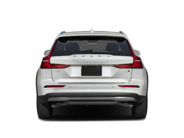 Used 2025 Volvo V60 B5 Cross Country Plus AWD/4WD image 5