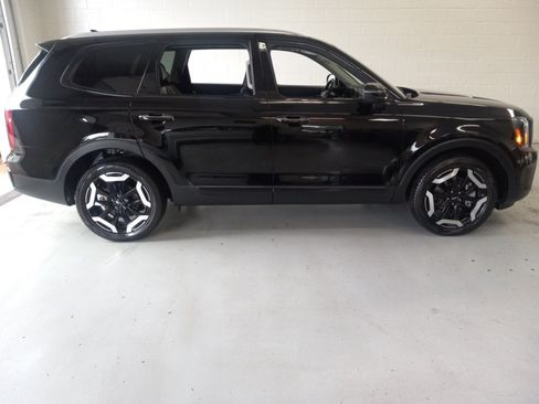 Certified 2025 Kia Telluride S AWD/4WD image 2