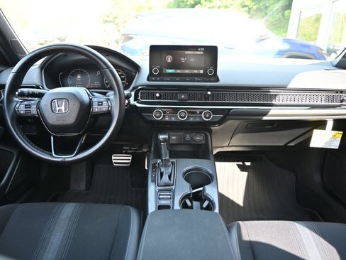 Used 2023 Honda Civic Sport image 10