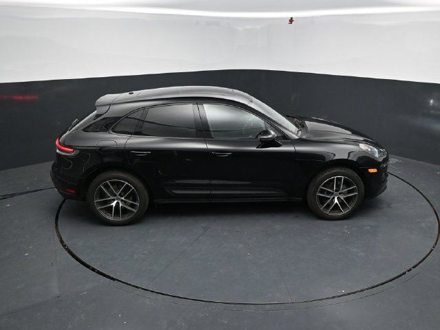 Used 2025 Porsche Macan AWD/4WD image 49