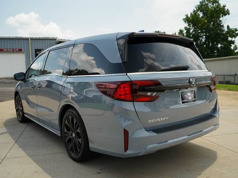 Used 2025 Honda Odyssey Sport-L image 4