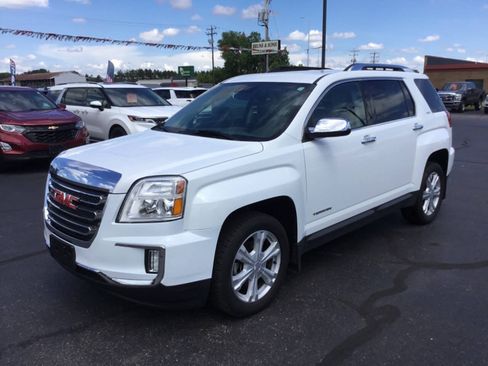 Used 2016 GMC Terrain SLT w/ Driver Alert Package I AWD/4WD image 1