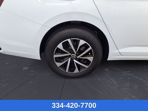 Used 2025 Volkswagen Jetta S image 14