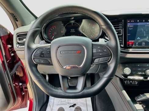 Used 2025 Dodge Durango GT AWD/4WD image 16