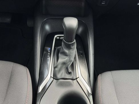 Used 2024 Toyota Corolla SE FWD image 6