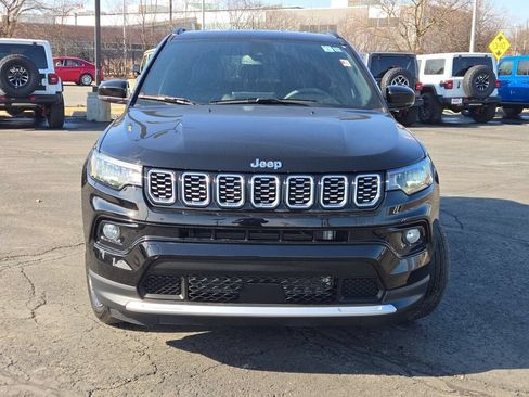 Used 2025 Jeep Compass Limited AWD/4WD image 4