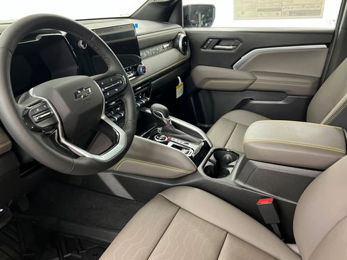 New 2026 Chevrolet Colorado ZR2 w/ Technology Package AWD/4WD image 16