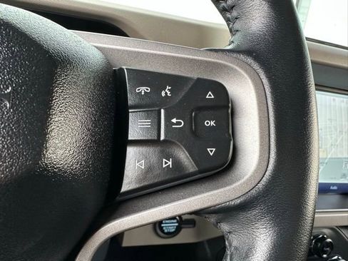 Used 2024 Ford Bronco Wildtrak image 16