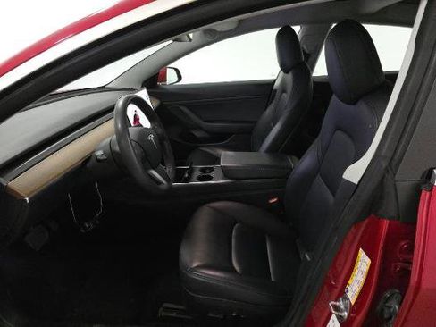 Used 2020 Tesla Model 3 Long Range image 4