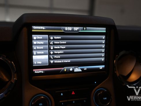 Used 2014 Ford F250 Platinum w/ FX4 Off-Road Package image 32