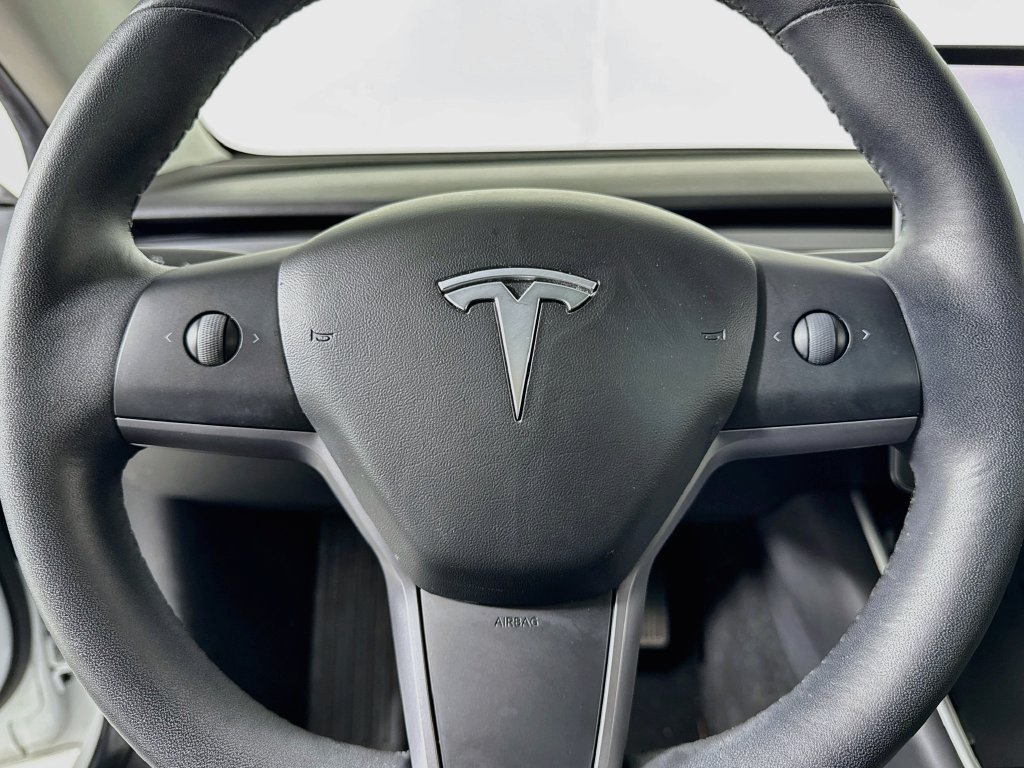 Used 2019 Tesla Model 3 Standard Range RWD image 32