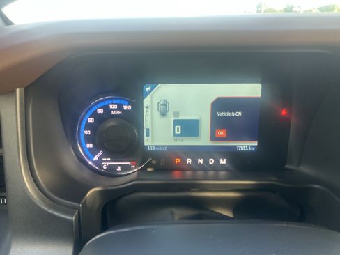 Used 2024 Ford Bronco Outer Banks AWD/4WD image 21